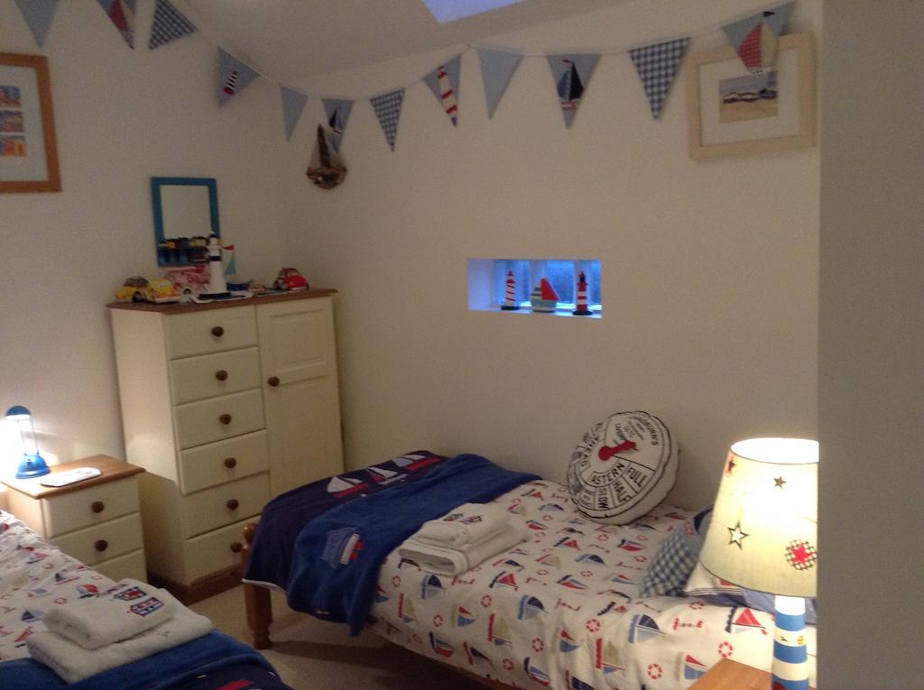 Ocean Breeze Apartment Bude Room photo